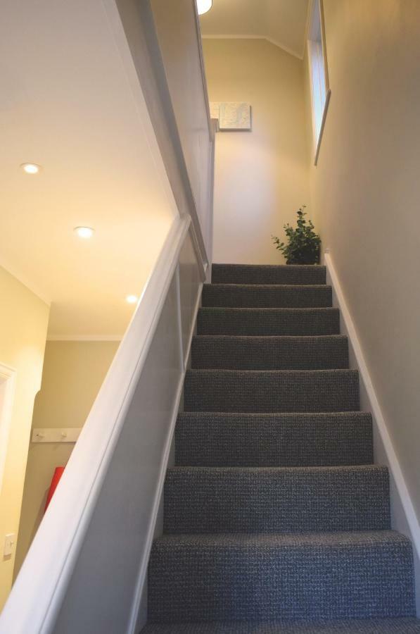 Charming Three Bed Home Near City Centre And Hospital Southampton Extérieur photo