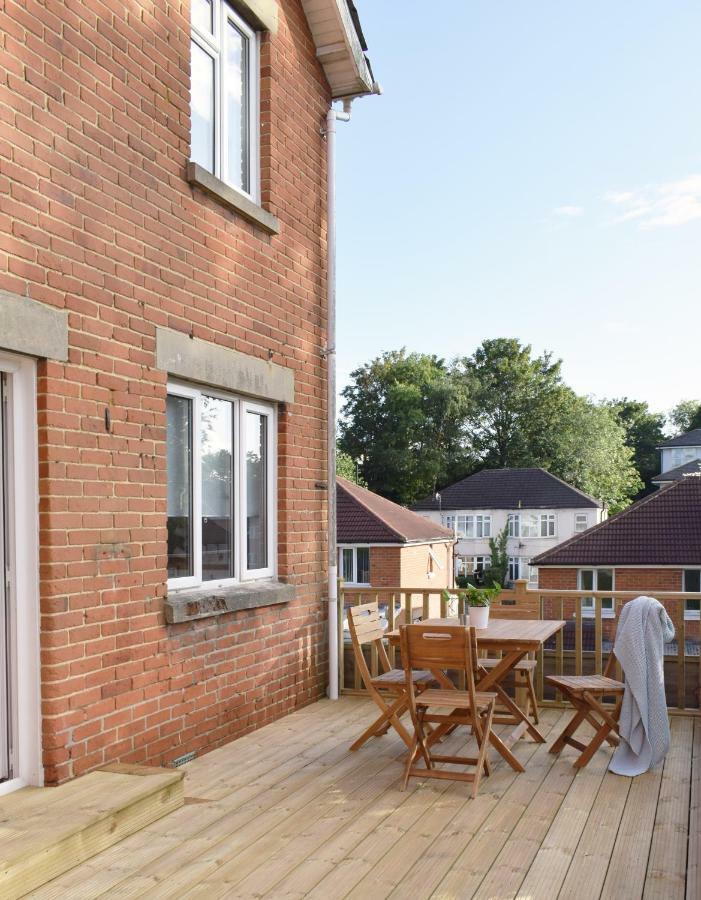 Charming Three Bed Home Near City Centre And Hospital Southampton Extérieur photo